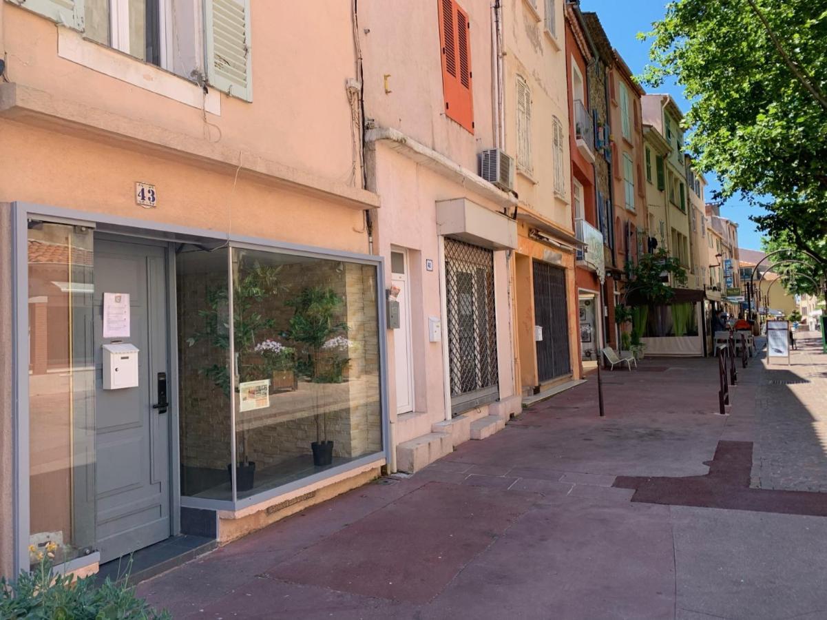 Au Coeur Historique De Apartment Fréjus